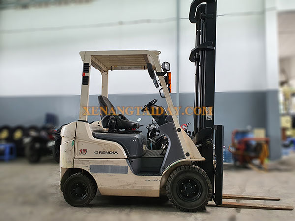Xe Nâng Dầu MITSUBISHI FD15T