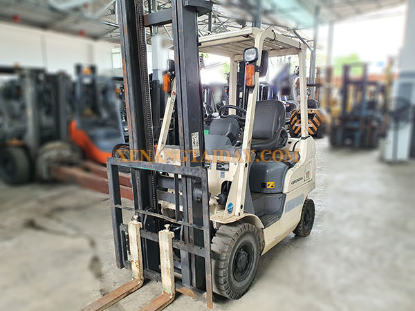 Xe Nâng Dầu MITSUBISHI FD15T