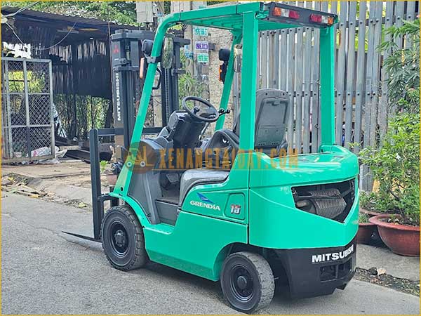 Xe nâng dầu MITSUBISHI FD15T