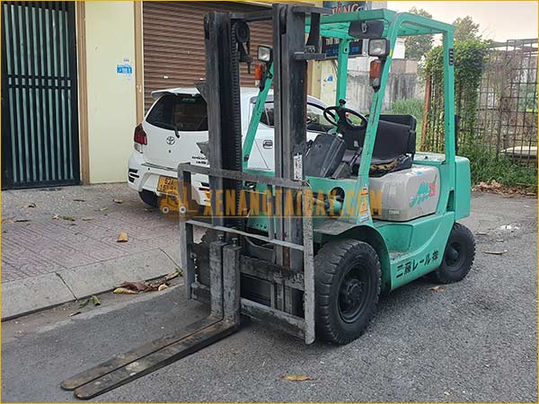 Xe nâng dầu MITSUBISHI FD25