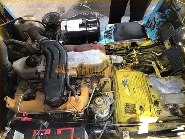 Xe nâng dầu MITSUBISHI FD25