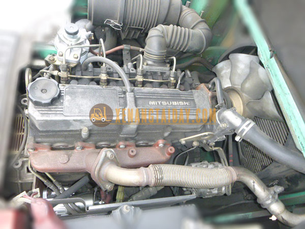 Xe Nâng Dầu MITSUBISHI FD25T - F18C
