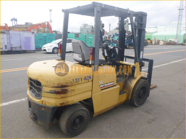 Xe nâng dầu MITSUBISHI FD35A