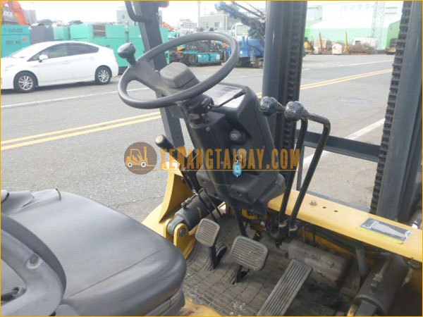Xe nâng dầu MITSUBISHI FD35A