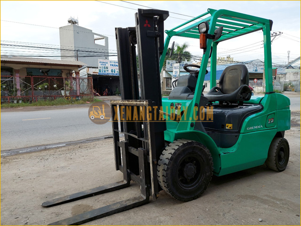 Xe Nâng Dầu MITSUBISHI FDE25D