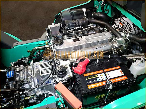 Xe nâng dầu MITSUBISHI Mới 1.5 - 3.5 tấn