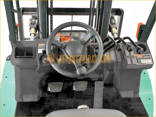 Xe nâng dầu MITSUBISHI Mới 4 - 5.5 tấn