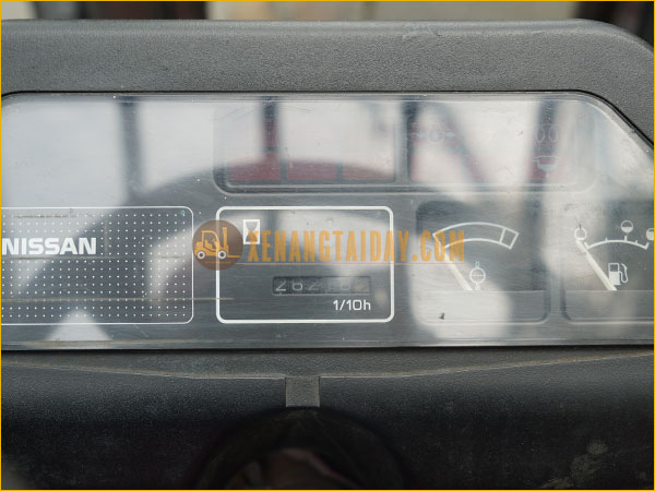 Xe nâng dầu NISSAN FJ01A15