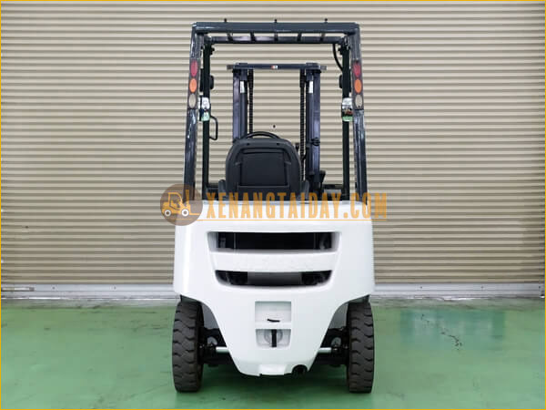 Xe Nâng Dầu Nissan Y1F2M20