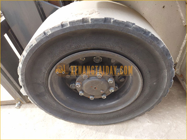 Xe Nâng Dầu Nissan Y1F2M20