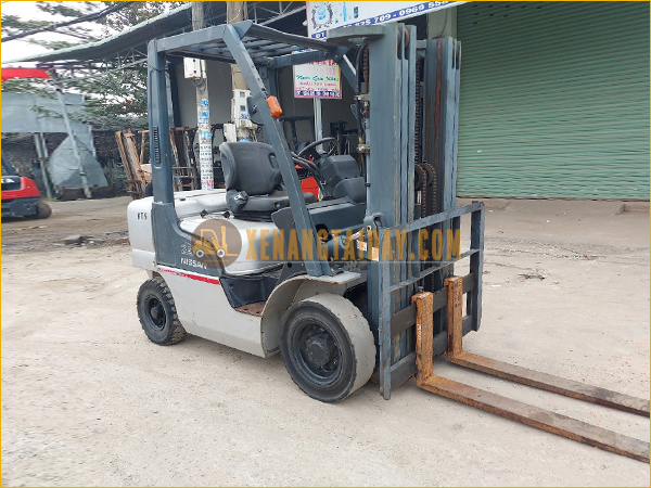 Xe Nâng Dầu Nissan YL02A25