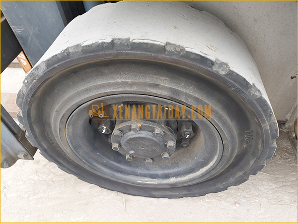 Xe Nâng Dầu Nissan YL02A25