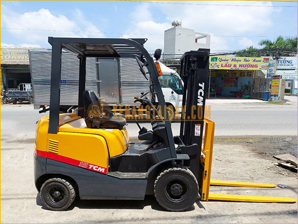 Xe nâng dầu TCM FD15C13
