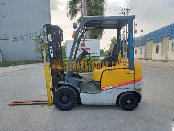 Xe nâng dầu TCM FD15C13