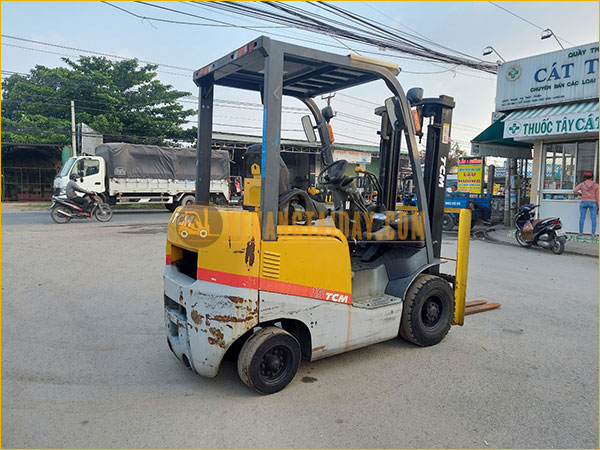Xe nâng dầu TCM FD15C13