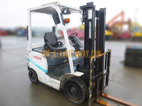 Xe nâng dầu TCM FD15T13