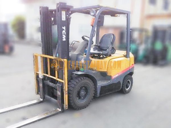 Xe nâng dầu TCM FD20T3