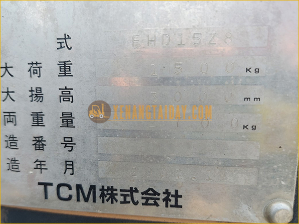 Xe nâng dầu TCM FHD15Z8