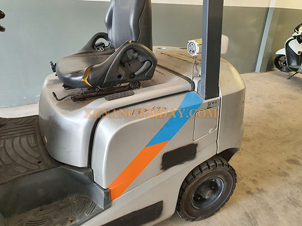 Xe Nâng Dầu UNICARRIERS FD20T4