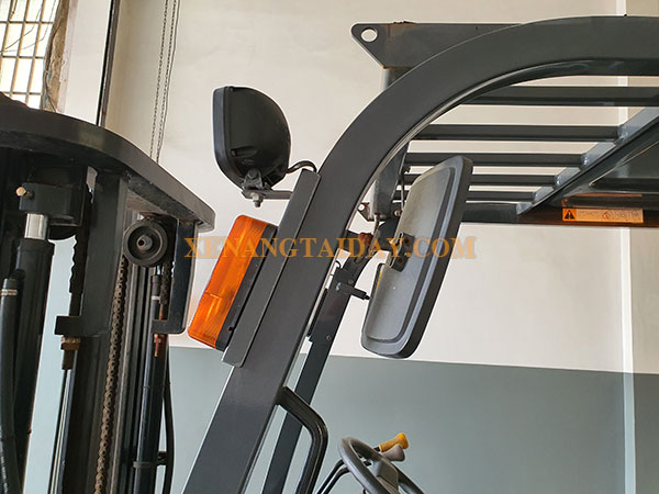 Xe Nâng Dầu UNICARRIERS FD20T4