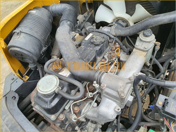 Xe nâng dầu TCM FD25C3