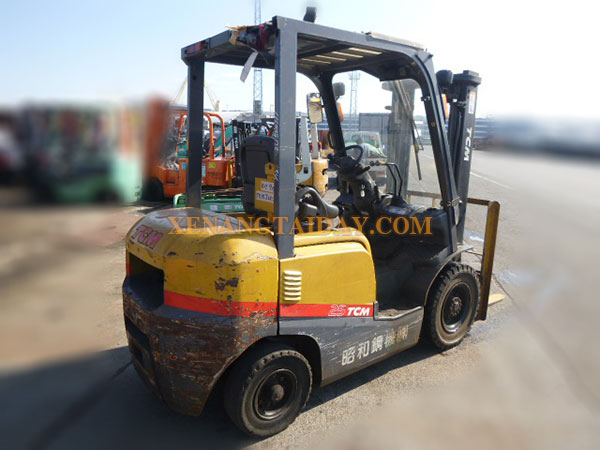 Xe nâng dầu TCM FD25T3Z