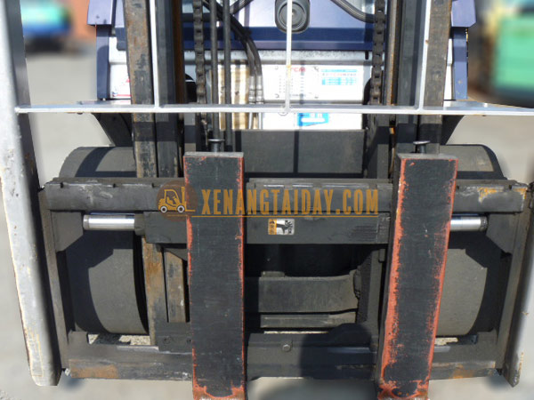 Xe nâng dầu TCM FD30T3