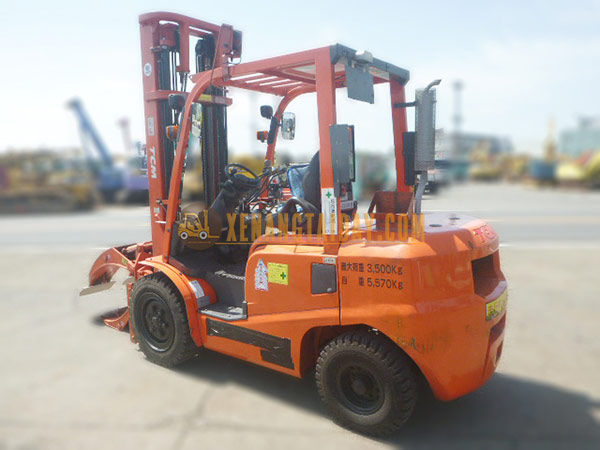 Xe nâng dầu TCM FD35T3S