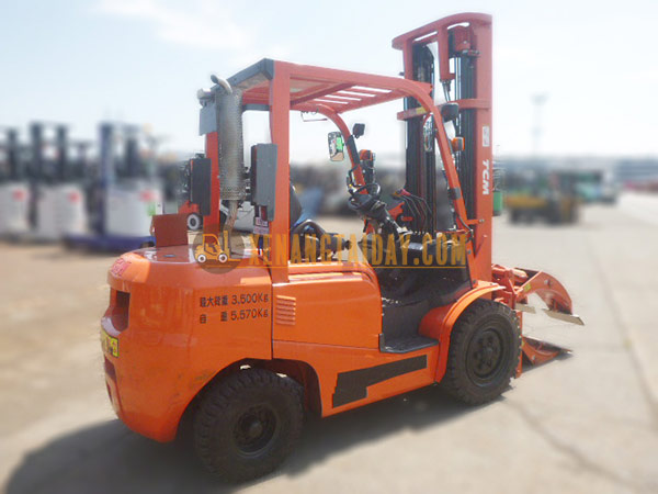 Xe nâng dầu TCM FD35T3S