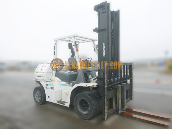 Xe nâng dầu TCM FD60-3