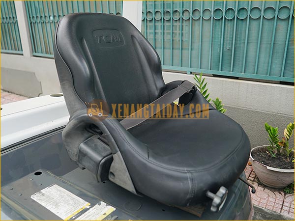 Xe nâng dầu TCM FHD15T3Z