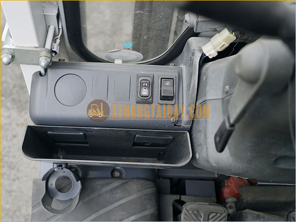 Xe nâng dầu TCM FHD15T3Z
