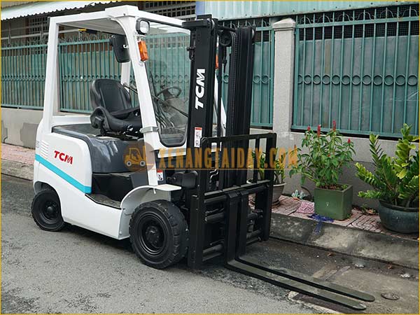 Xe nâng dầu TCM FHD15T3Z