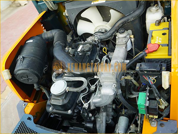 Xe nâng dầu TCM FHD25T3A