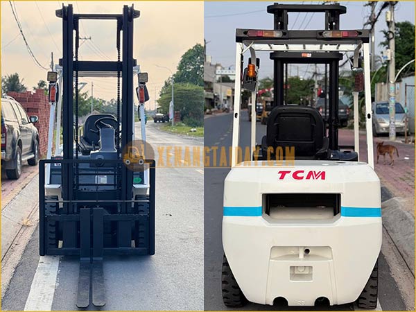 Xe nâng dầu TCM FHD25T3A