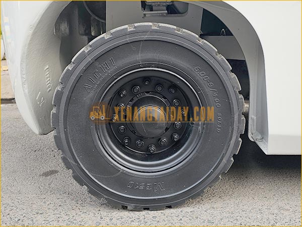 Xe nâng dầu TCM - UNICARRIERS FD25T4