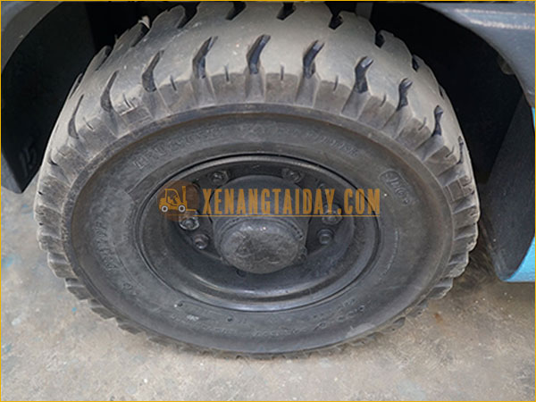 Xe nâng dầu TOYOTA 02-6FD15