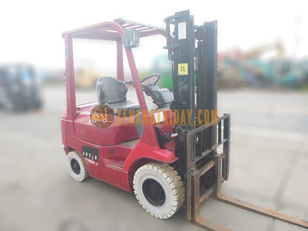 Xe nâng dầu TOYOTA 02-7FD15