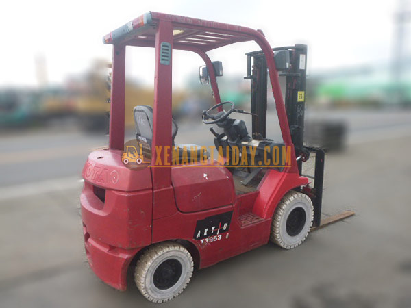 Xe nâng dầu TOYOTA 02-7FD15