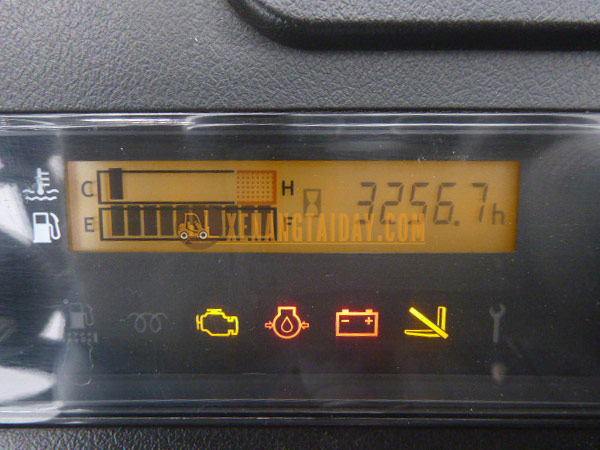 Xe nâng dầu TOYOTA 02-8FD15