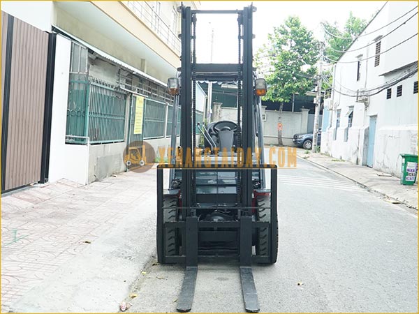 Xe nâng dầu TOYOTA 02-8FD25