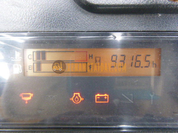 Xe nâng dầu TOYOTA 52-8FD25