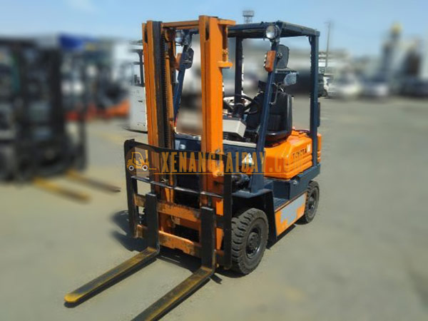 Xe nâng dầu TOYOTA 5FD14
