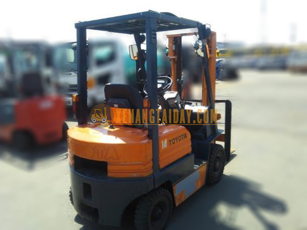 Xe nâng dầu TOYOTA 5FD14