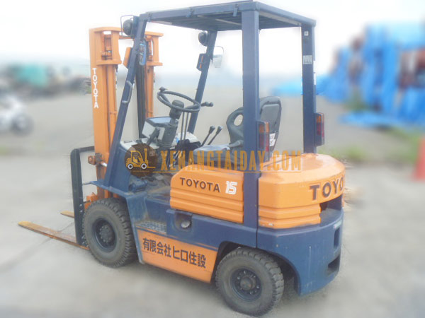 Xe nâng dầu TOYOTA 5FD15