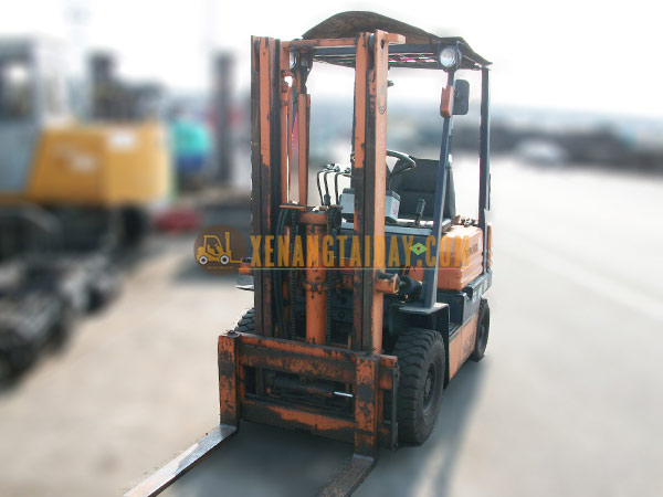 Xe nâng dầu TOYOTA 5FD15