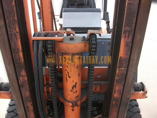 Xe nâng dầu TOYOTA 5FD15