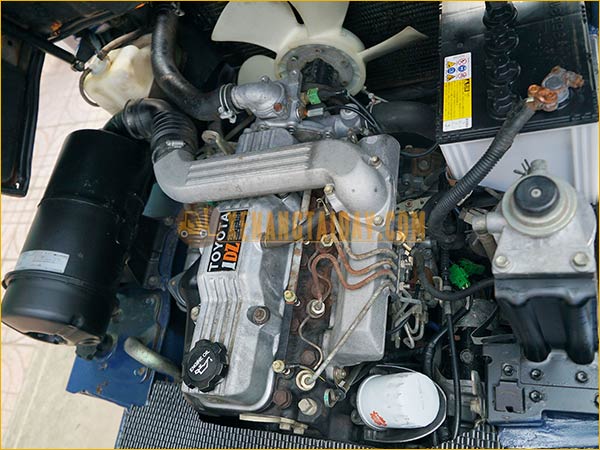 Xe nâng dầu TOYOTA 5FD15