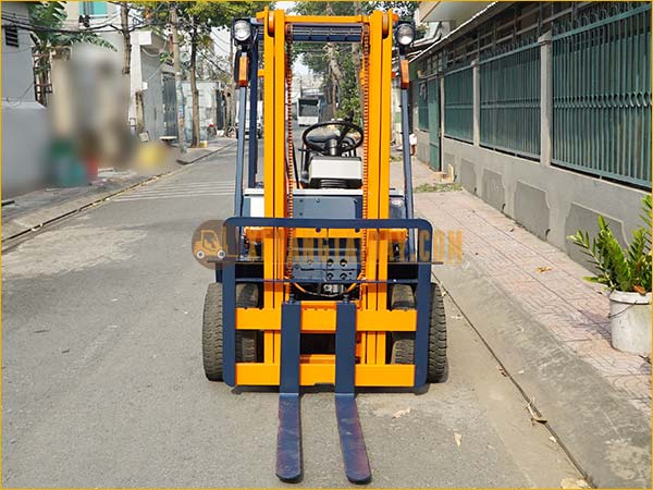 Xe nâng dầu TOYOTA 5FD15