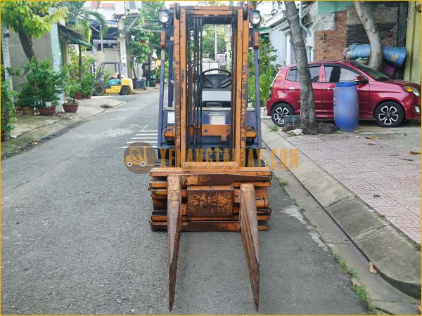 Xe nâng dầu TOYOTA 5FD18